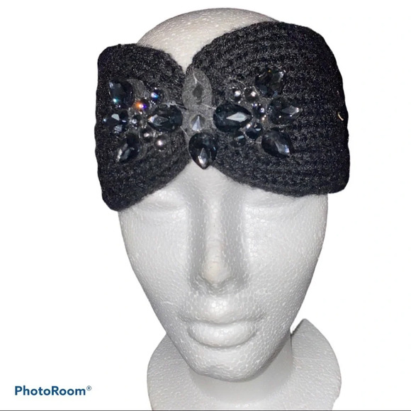 Steve Madden Accessories - Steve Madden black knit rhinestone  headband